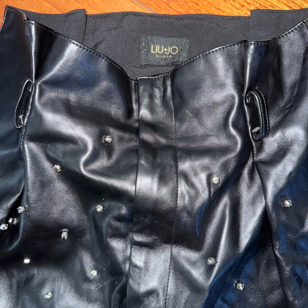 Liu Jo Milano faux leather Black Pants with Stud Accents high waist size 38 EU - Picture 4 of 13